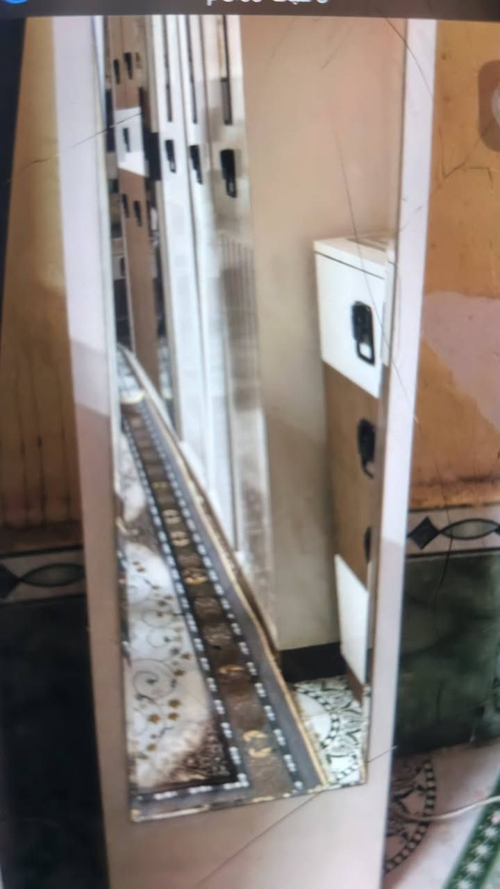 السلام عليكم مكلف بالنشر
غرفه اخشاب ايطالي ٧ قطع النظافه ١٠٠٪
الاستخدام ٤ اشهر السعر خاص


**إذا كنت صاحب هذا الإعلان وتريد حذفه لأي سبب، رجاءا أرسل رسالة إلى الدعم الفني**
