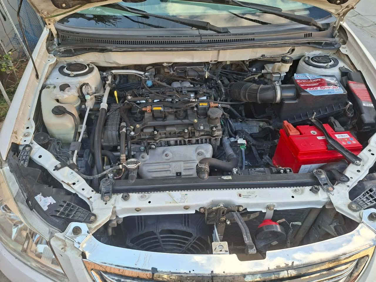 بەناوی خوای گەورە BYD 2014 قەپات مۆسەفات سڵایت گێڕ ئۆتۆماتیک بەسمە بەشەرتی گێڕ و مەکینە گێڕ و مەکینەی نەکراوەتەوە بێتەقە و ڕەقە سەنەوی هەتا ٢٠٢٩ تازەیە سۆنەرەکەشی تیایە لەڕەسمەکانا ٦٥ وەرەقە و مەعامەلەیەکی برایانە ئەمەش ژمارەی خاوەنی *********** السليمانية, العراق
