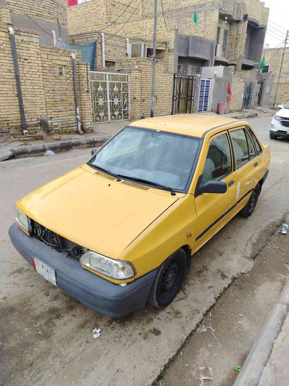 سلام عليكم سايبه للبيع مديل 13 سنويه هسه صقطت صارله سبوع شرط المداور سياره بيه خيط بخار كير جديد قبل فتره شاده السعر 19 وبيه مجال رقم ***********
