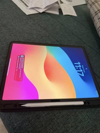 آيباد برو M2 • ١٢٨ • ويا قلم