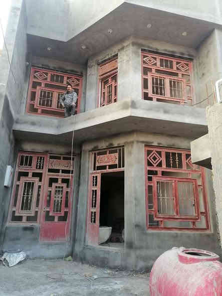 صبغ وتنضيف الشبابيك  والأبواب الحديد 🏢
وكافه انواع الاصباغ الحديد⚫🟤🟣🔵🟢🟡
واسعار مناسبه🤝
غير متواجد علا الفيس 🌹
العنوان كربلاء طويريج
الاستفسار 
***********
  ***********
