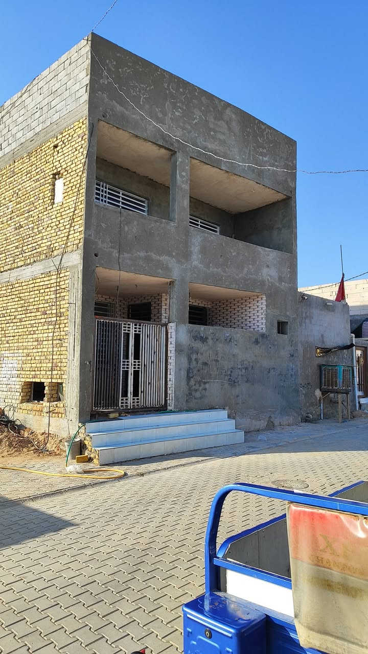 السلام عليكم دار للبيع البناء بدايه السنه2025 مساحه 16 في8 طابقين التفاصيل مذكوره باالصور اتصال ع الرقم *********** 
*********** 
يوجد واتساب
