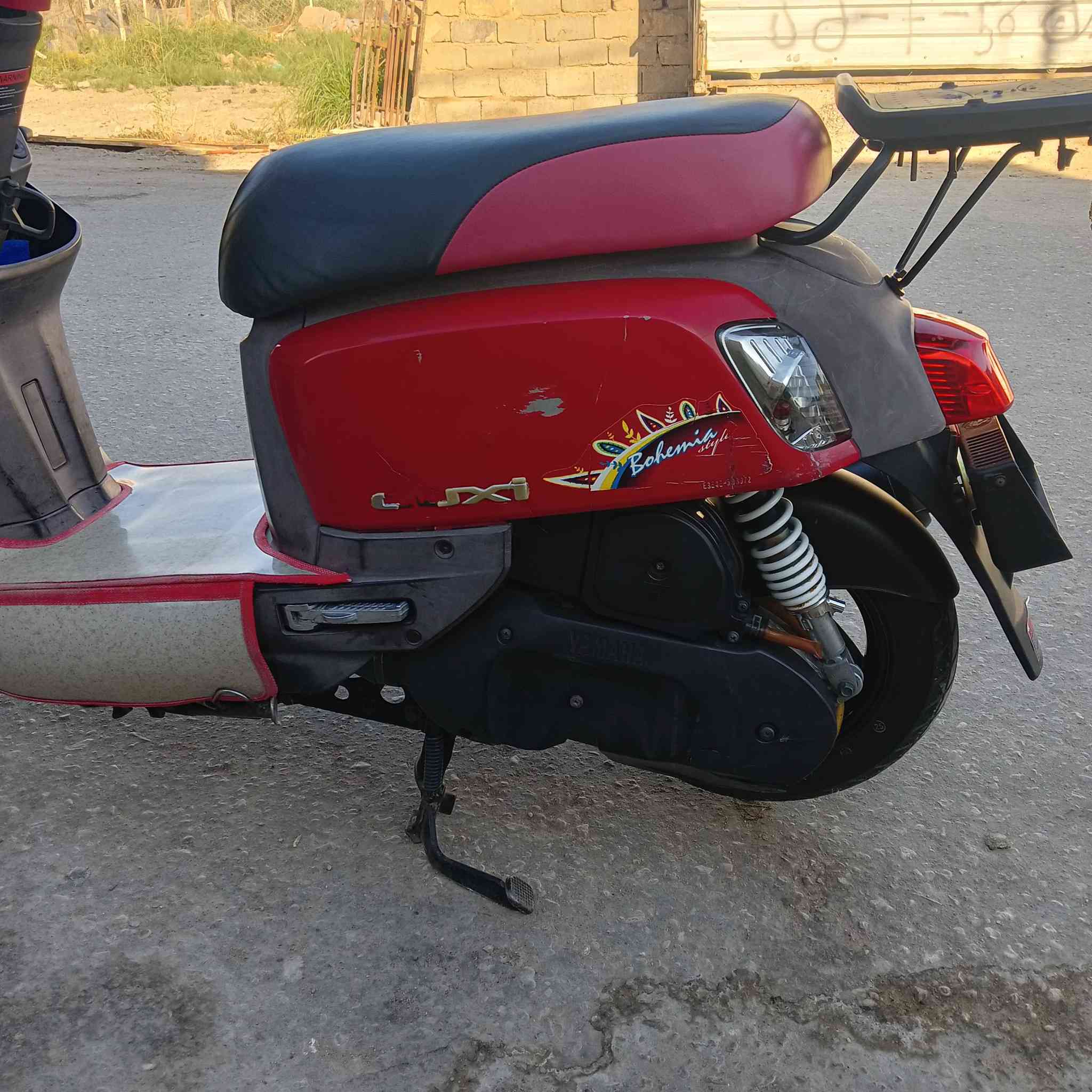 بوليس للبيع مابيها اي نقص محرك برغي ما مفتوح شرط مكفول موديل 11سعر 1200وبيهامجال مكان المسيب حي الأطباء ***********
