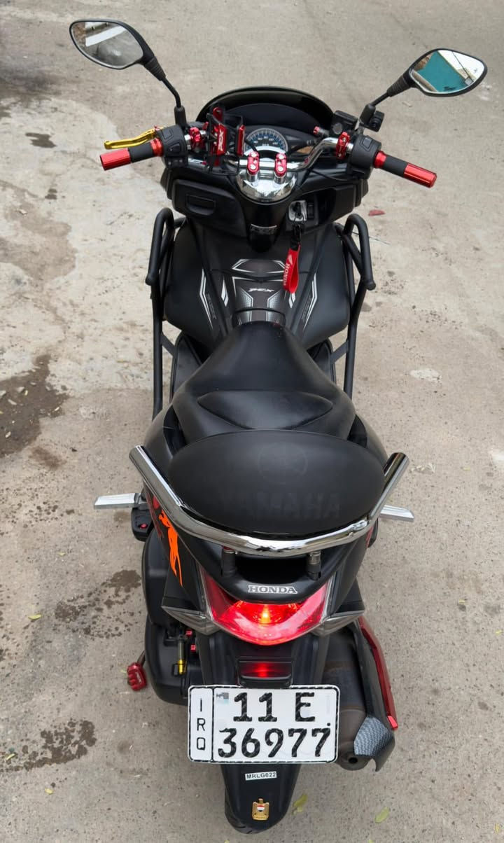 دراجة pcx الجيل الاول محرك 125 مرقمة لوحات انكليزي  بغداد   الدراجة مكفولة كهربائيات شغالة الدراجة مزوده تزويد كله أصلي وبعد اكو هواي تزويد داخلي  ممبين  التفاصيل موجوده بالصور    للتواصل *********** ممتواجد على الوتساب والفيس  مكلف بنشر
السعر 28
