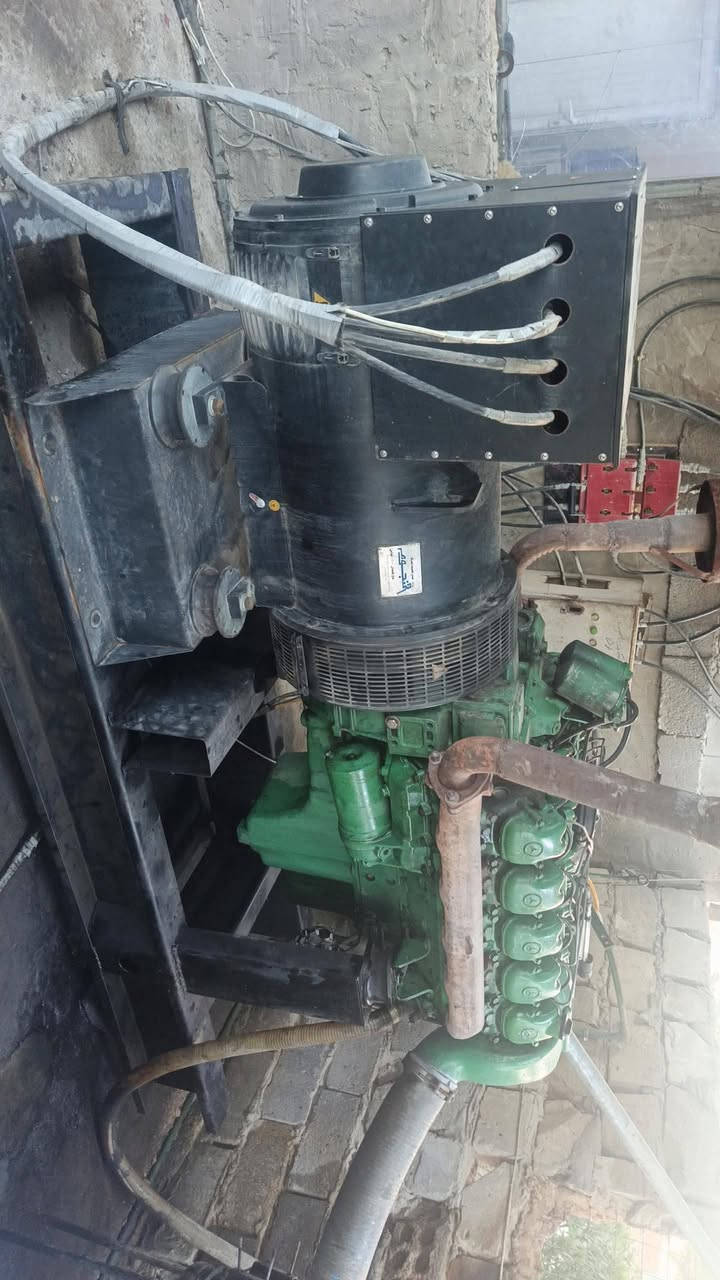 سلام عليكم البيع مكينه البي ١٠ عاديه ١٢٥ سايس ٢٠ تجفيت جديد راس توليد ٣٥٠ بلادي جديد مشروطه عل الحمل لا تنقيص ولا تبخير ال استفسار ***********
