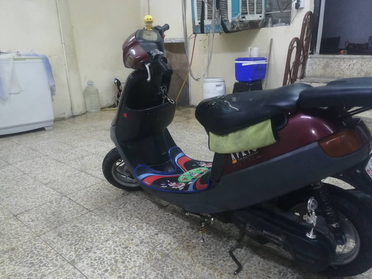 ماطور للبيع شرط كلو شغال مكينه معمره فوگ وجوه 300 وبي مجال الشراي يدخل خاص العنوان باب جديد ايمن رقم الهاتف ***********
