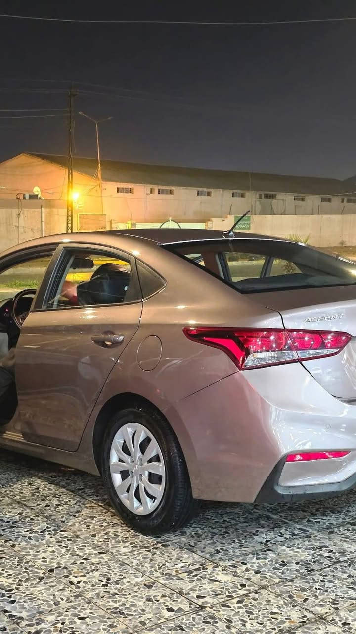 اكسنت موديل ٢٠١٨ رقم اربيل
 كير اوتوماتيك وارد كوري محرك ١٤، كلين بدون ضرر 
السنوية باسمي تحويل فقط
كوبون بانزين موجود
عالرقم التواصل *********** فقط
