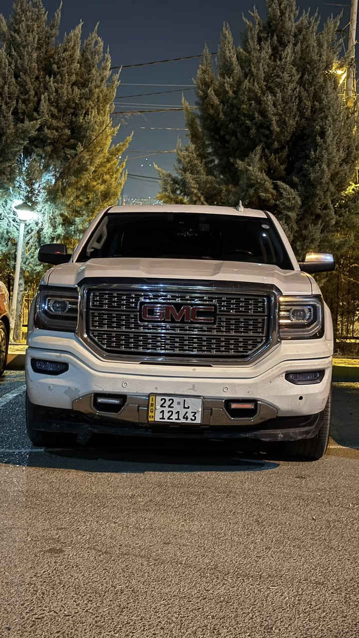 السلام عليكم
جي ام سي سييرا دينالي 2018 باب طويل بدي قصير 

حادثها جاملغ امامي جهة الراكب صور الحادث ورقم الشاصي مرفق بالصور وبدون ايرباك وبيها صبغ باب خلفي جهة الراكب مواصفات الدينالي معروفة فول السيارة جاهزة مابيها اي تقص تايرات برجستون جدد باتري جديد تحت الضمان صدر جديد دبلات خلفي جدد  دسكات جديدة سنوية وهزة جديدة رقم اربيل والسنوية بأسمي 

بيها شخوط بسيطة وطعجة بباب السائق من الخلف

وطعجة بالجاملغ الخلفي تحت قبغ البانزين تتعدل على البارد  والدعامية الخلفية  يحتاجلها تعديل والامامية يحتاجلها صبغ 

السعر 260

مكانها بغداد الحرية

 ***********
