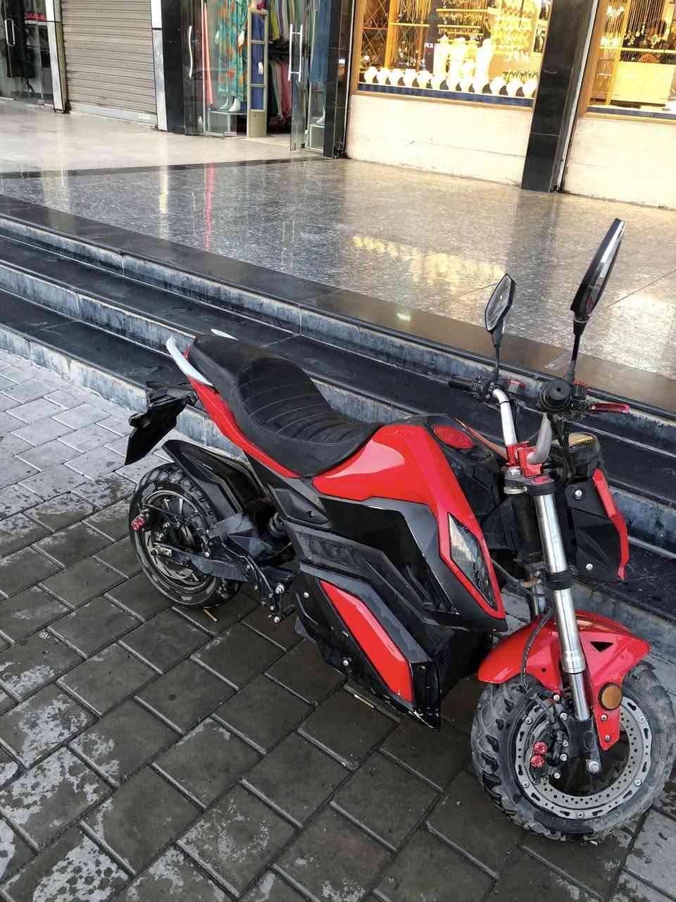 دراجة شحن ستريت فايتر
دراجة شحن للبيع دراجة نضيفة وخير من الله مبدل بطاريات قبل أسبوعين دارجة تمشي 50 كيلومتر مسافة وسرعة 70 ثنيناتهن حقيقي مو كلاوات تفيد لهل الدلفري شحن دراجة كلشي شغال بيها تجي تفحص كلشي دراجة بس بيها ضربة موضحة بالفديو السعر600الف وبيها مجال بسيط رقم ***********
