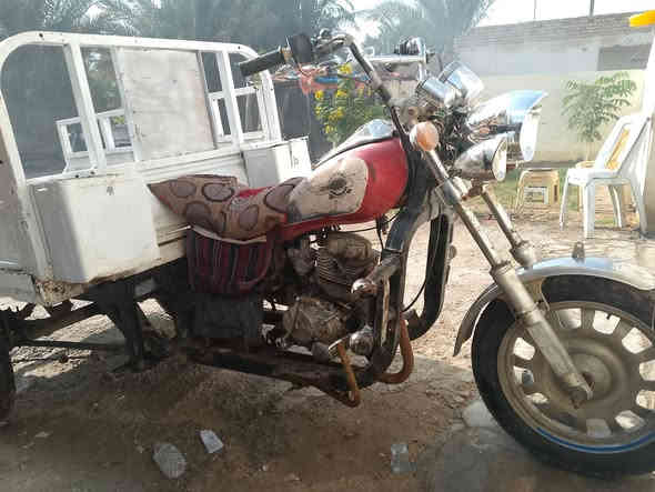 البيع ستوته موديل 14 اوراق ضايعه بيها بليته ابيع كلك مكينه نضيفه اكسن نضيف تخم تاير   كهربائية كلها شغاله نكره بدي نضيف شاصي مكفول كفاله عامه مكان بابل حله كفل الاستفسار *********** .  السعر 650 وبيها مجال حك الجيه  ولموشراي لا يتصل ولا ييعلق
