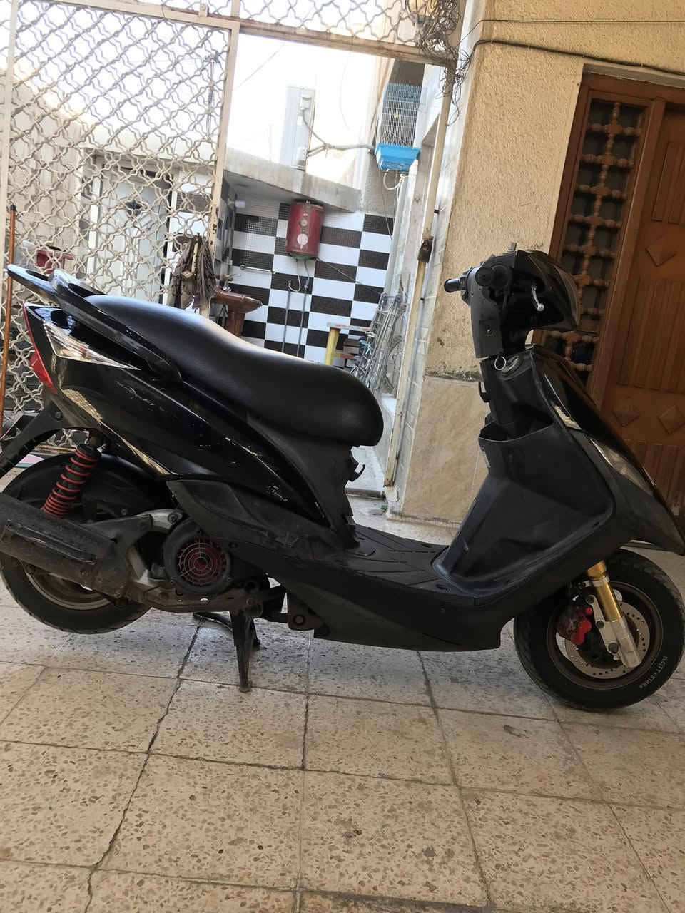 سلام عليكم اخوان دراجة ثعلب للبيع ! 
كفالة عامة برغي ممفتوح بالمكينة كفرات بلادية جيب وياك فيتر وافحص واخذ تراي وين متريد اي استفسار اني بخدمتكم  

واتساب فقط : ***********
