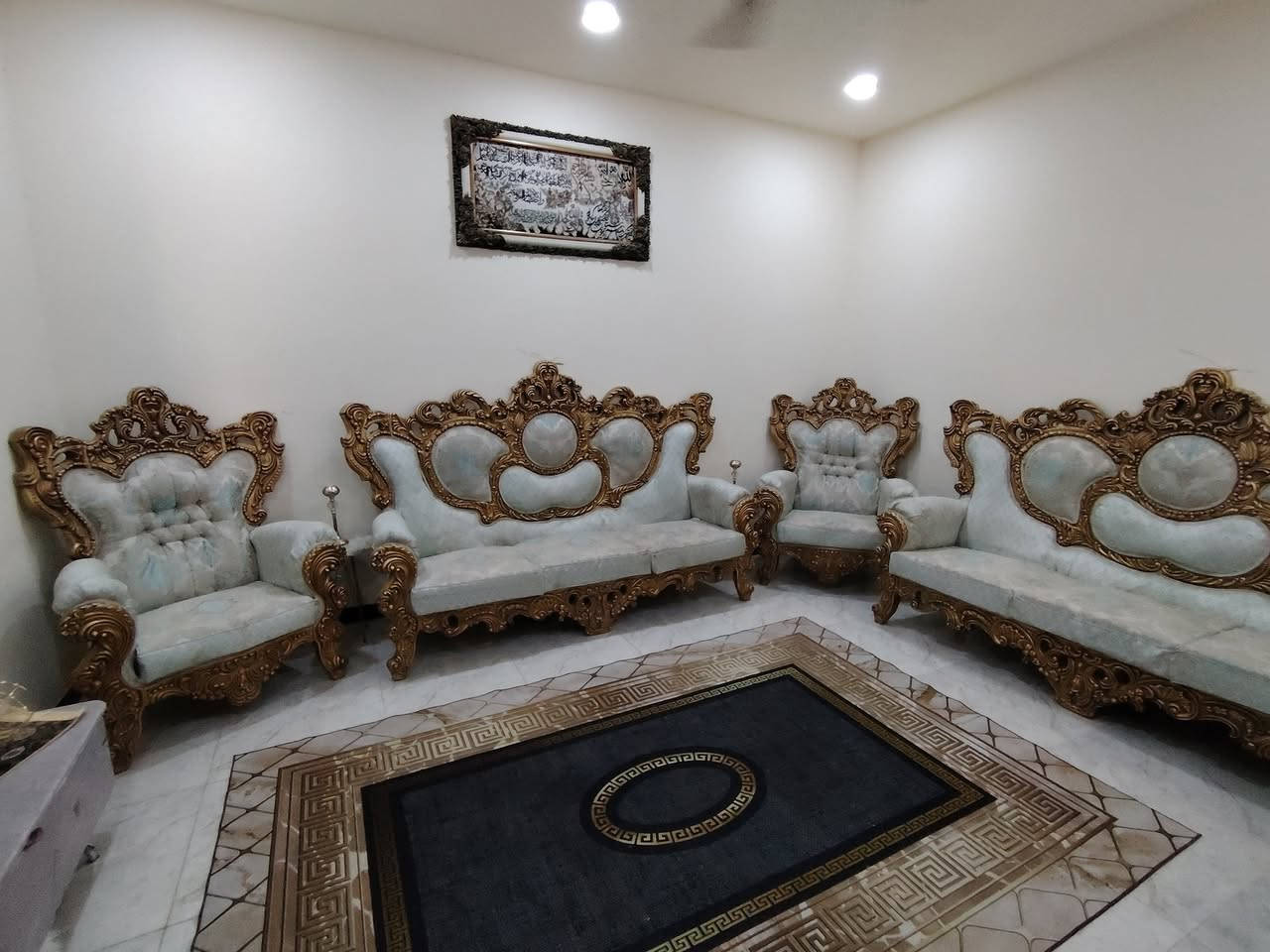 السلام عليكم تخم ملكي للبيع 
السعر 600
***********
