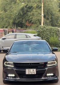 من رخصة الادمن دودج تشارجر 2015 وارد امريكي حادثها بسيط موضح بالصور جا...