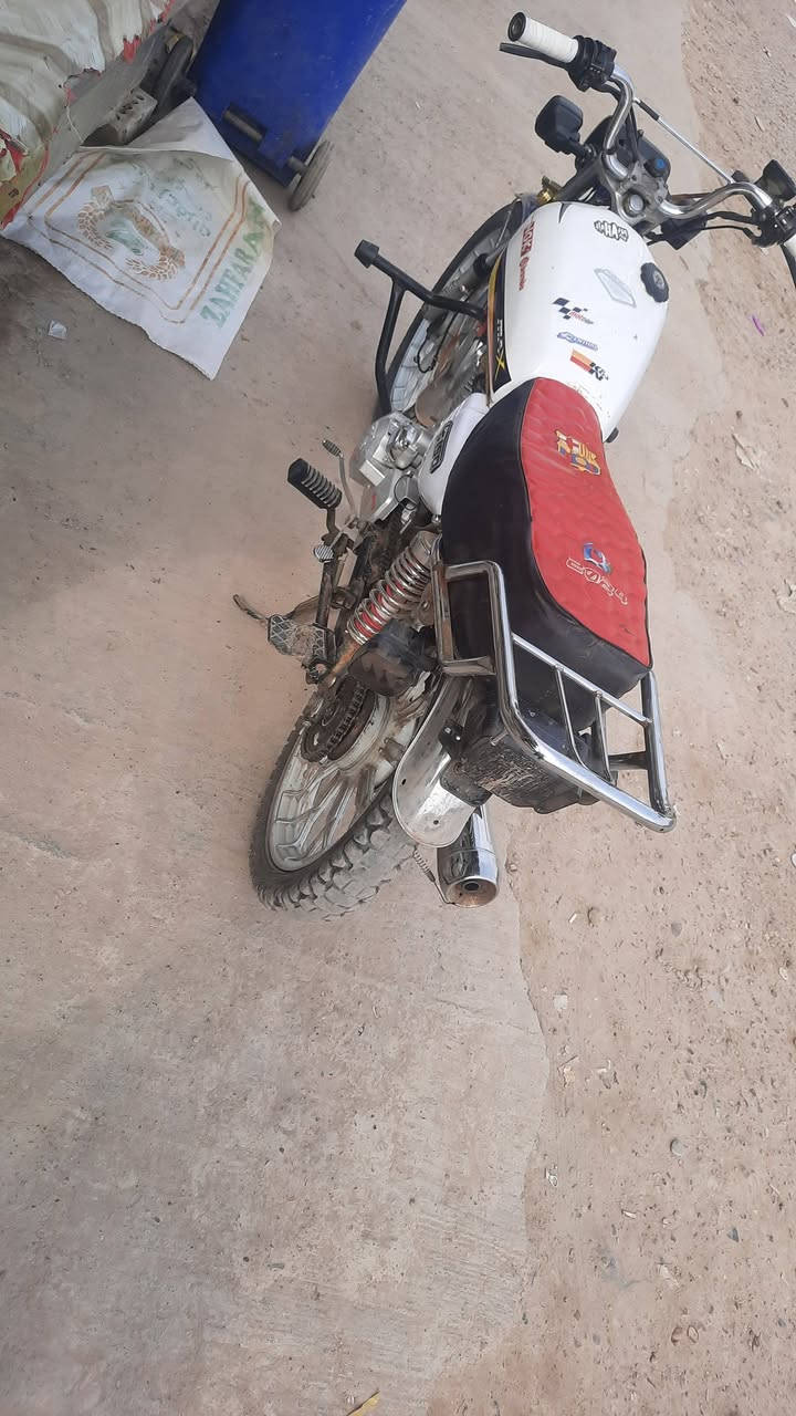 سلام عليكم دراجه موديل ٢٠٢٤ دراجه  بدون أوراق كفاله من سرقة ومن كلشي  الله شاهد قبل سبوع اشتريت مكينه لهة موديل ٢٠٢٥ السعر ٥٥٠ وبيهة مجال لطيبين  *********** المكان شعب
