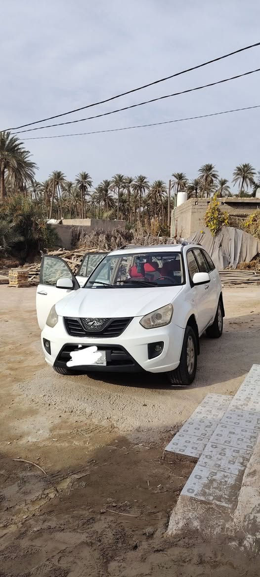 تيكو 2013 للبيع
سياره حلوه ونظيفه حداديه جديده تخم تايرات جديد مكينه وكير مكفولات بيها قطعتين صبغ سياره جاهزه من كلشي السعر ٥٨ بيها مجال قليل رقم قادسيه مكانها نجف /كوفه  للاستفسار الاتصال على الرقم ***********
