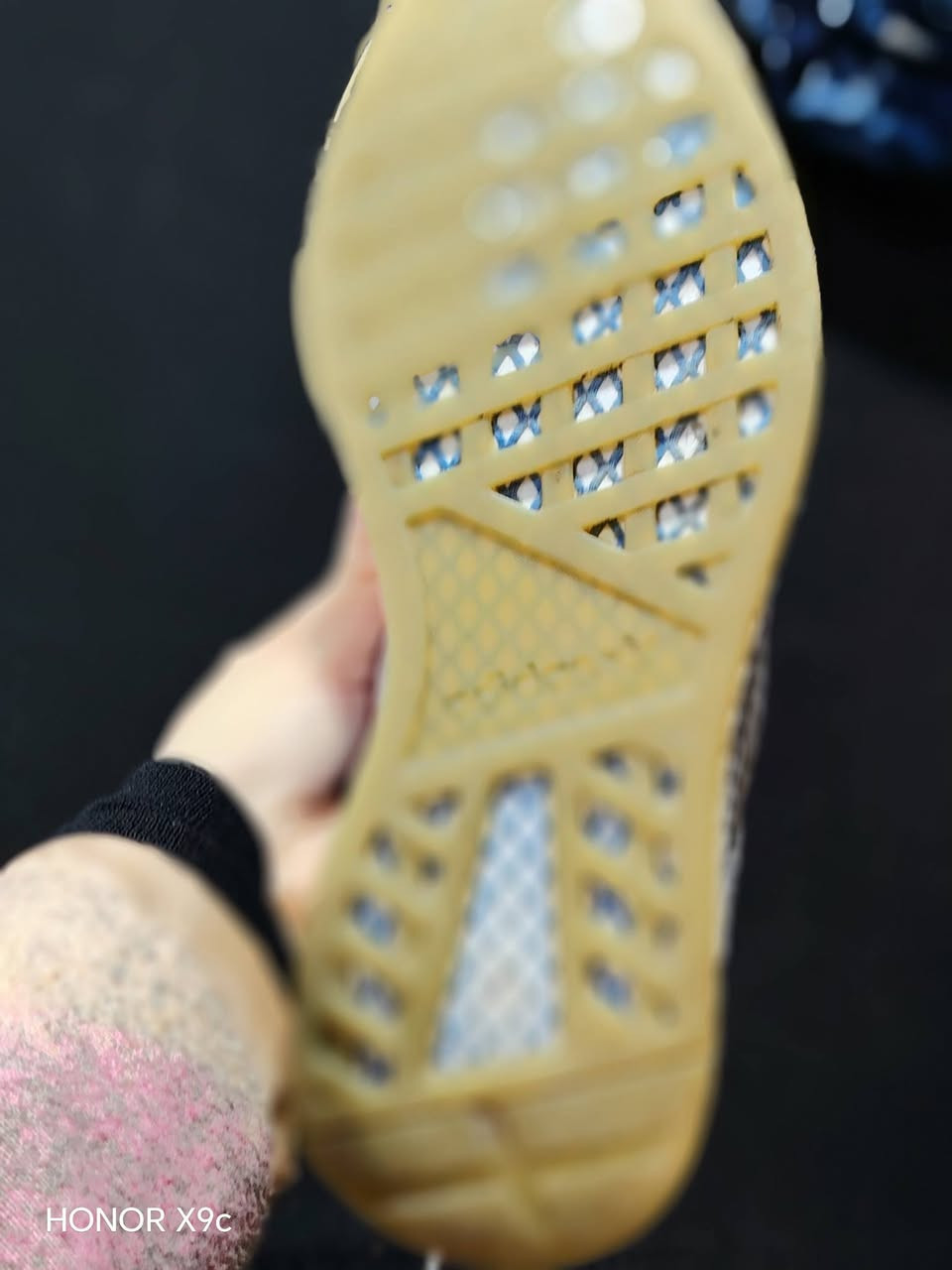 أديداس قياس ٤٥ وثلث نضافته ٨٠٪الوزن صفر


**إذا كنت صاحب هذا الإعلان وتريد حذفه لأي سبب، رجاءا أرسل رسالة إلى الدعم الفني**