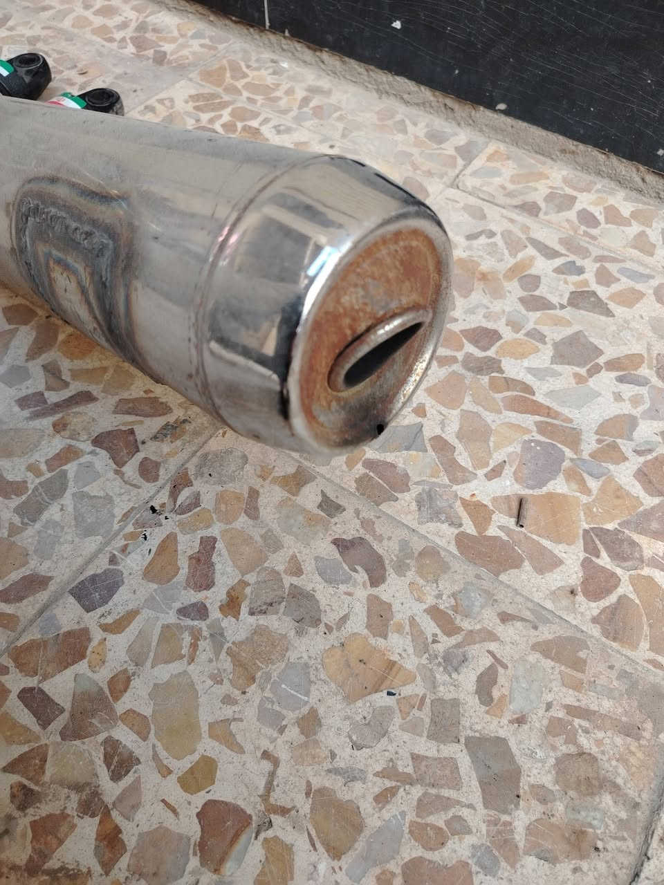 سلام عليكم شباب من رخصت الادمن شباب عدي دبلات مال ايران اصليات عوزهن بس لوي مال راهرو وعدي صالنصه شهاب بس مشيوله مصافيها الغراض كادمك وسعر 40بيهن مجال قليل لي يريدهن يخابر او يراسل علا هاذ الرقم،***********
