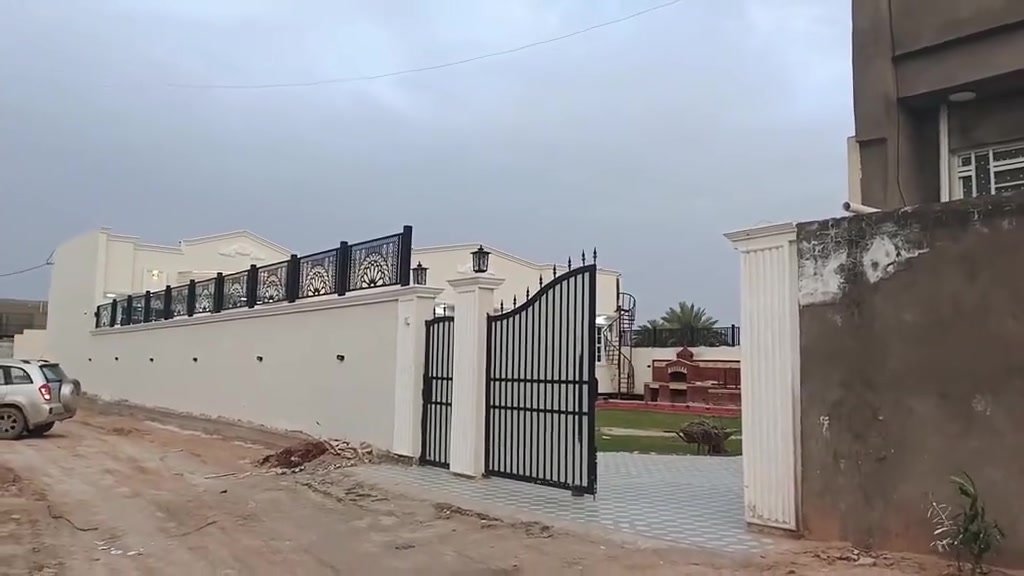 يا الله عرض مميز كلش 
سلام عليكم بسعر مغري 
فله 900متر طابو زراعي سند 25 تحويل مباشر 
خدمات كامله 
مكان مرتب 
العنوان حله شارع الرابط بين شارع 100 والشارع بزل حجي علي 
التفاصيل أكثر الفيديو 

السعر والتفاصيل أكثر خاص او الاتصال على الارقام او المراجعه مكتب الرحمن حله شارع 100 
#ملاحظة# لمن يرغب في
 عرض عقار او ارضه طابو صرف او طابو زراعي عليه مراسلتنا او الإتصال
***********
***********
