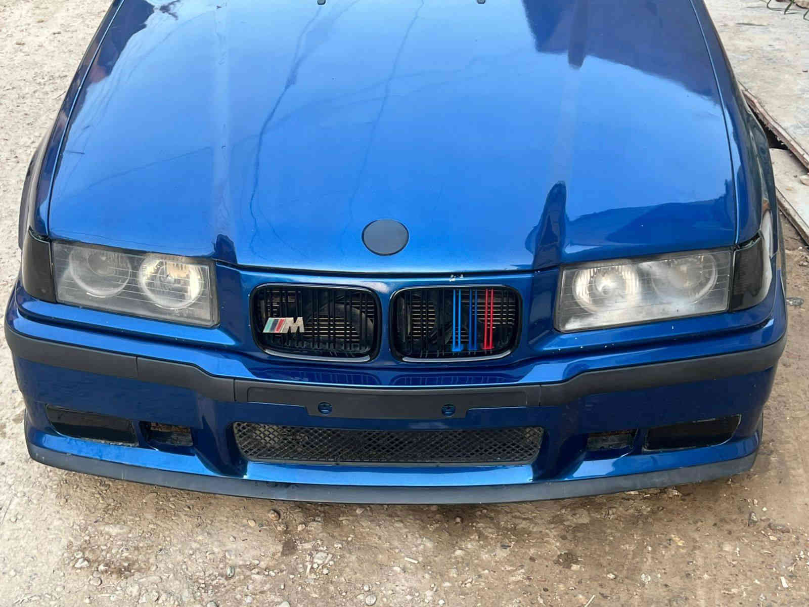 السلام عليكم
للبيع bmw E36 1994
محرك30 8v  السياره اصل اربعه سلندر
السياره جاهزه كير محرك صدر كله كامل جديد
صبغ السياره جديده 
كت كامل ام + مري ام 
ويل spoke اصلي نضيف لافطر
عليهة كلوفرات خلفيه  جفيه تيرات 
تبريد منضومه كلهة جديده نقص بس كتف مروحه 
الويل لاتصليح ولا عواج 
ليتات عليهن سوارات متقيره ٦٤ لون  وعل صوت يتقيرن 
كلوفرات خلفيه جافي تايرات
داخل نضيف + شاشه اندرويد 
السياره باسمي تحويل ثاني يوم سنويه لحد ٢٠٢٦ السلايت  مال السياره عمل مسويهة السعر ٥٨ بيهة مجال  من تجي تشوفهة***********
