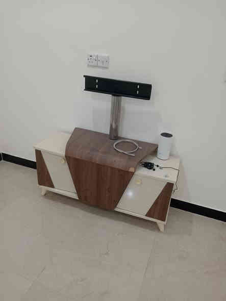 غرفه البيع 300 وبهي مجال ***********
