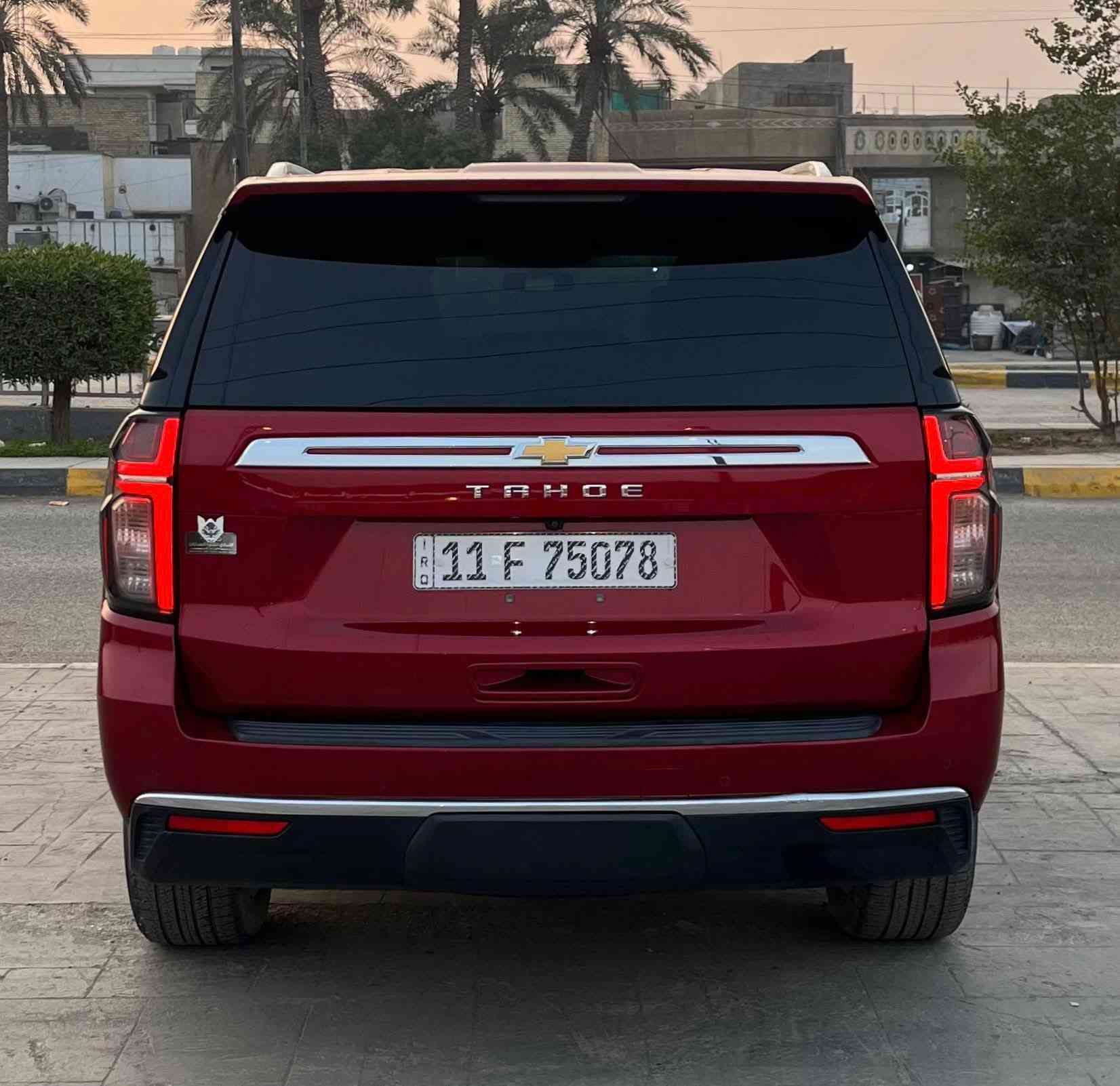 السلام عليكم 

شوفرليت تاهو 2021 LT فول مواصفات 

وارد امريكي صور الحادث مرفقة بل منشور 

رقم بغداد تحويل ثاني يوم 

المواصفات:بصمة-بصمة ابواب-تشغيل عن بعد

بانوراما-كامرات 360 درجة-رادارات 360 درجة 

حساس امامي-حساس خلفي-تحديد مسار-اطفاء ذاتي

كشنات جلد-كشنات الامامية كهرباء-ستيرن كهرباء

كشنات الامامية تدفئة-كشنات خلفية تدفئة-ستيرن تدفئة

تبريد مركزي-محرك 8 سلندر 5.3-7 راكب-دوس جانبية

ويل كب بريمير-LED امامي-لايت زنون-اشاير بل مري

جنطة كهرباء-شاشة كبيرة-كامرة دوارة-فول تحكم ستيرن

شحن واير ليس-ابل كار بلي-بلوتوث-AUX-ABS

مكان السيارة بغداد الدولعي 

للتواصل والاستفسار على الارقام التالية
***********
***********
