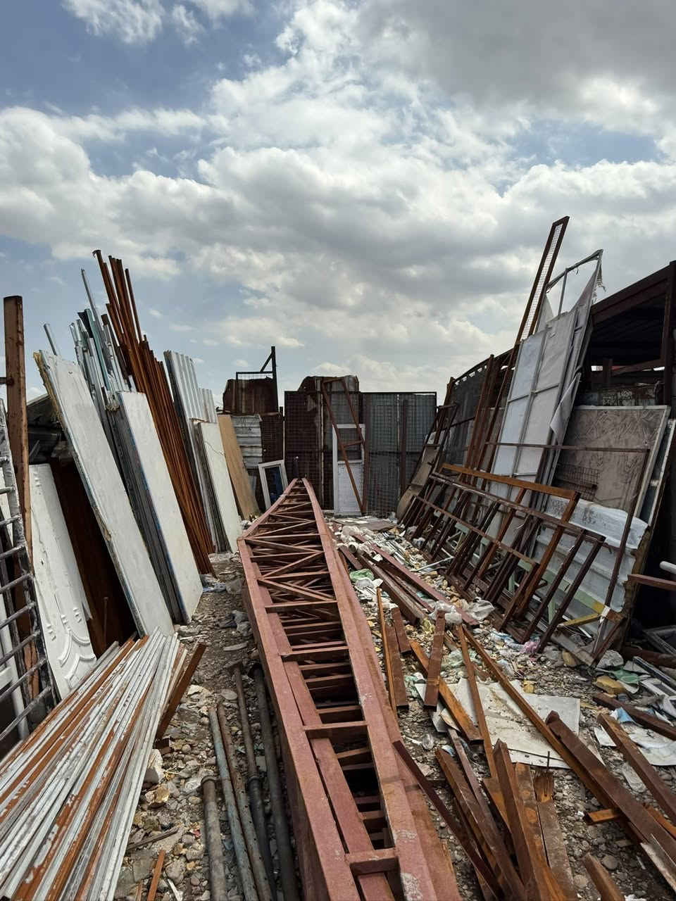 جسور مال جملون البيع طول 11 اونص العدد 12( ***********
