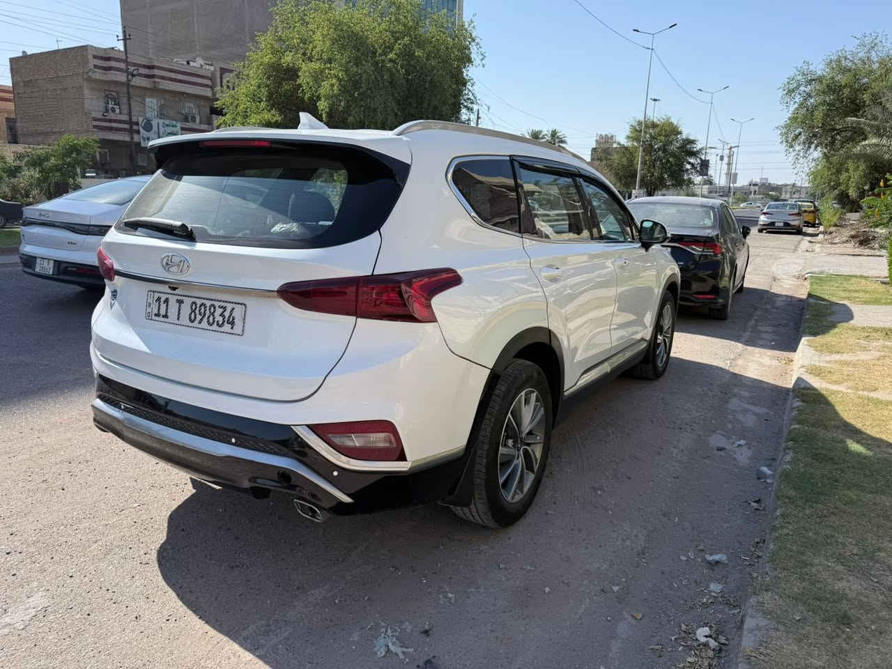 سنتافيا 2019 شكل 2021
السيارة ماشية 73.000
سيارة وارد امريكي الضرر مالتهة قبغ جنطة وجاملغ الباقي كفالة
محرك 2400 
السيارة نص فول 
مواصفات رادار امامي خلفي
كشن كهرباء 
كشنات تدفئة فقط وستيرن كذالك
تبريد قطعتين
بصمة السيارة
رقم بغداد نكليزي
العنوان:بغداد - حي الخضراء
 السعر /175 ورقة وبيهة مجال بسيط
للتواصل-

***********
