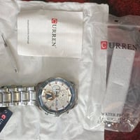 ساعة • قفل جانبي يسار