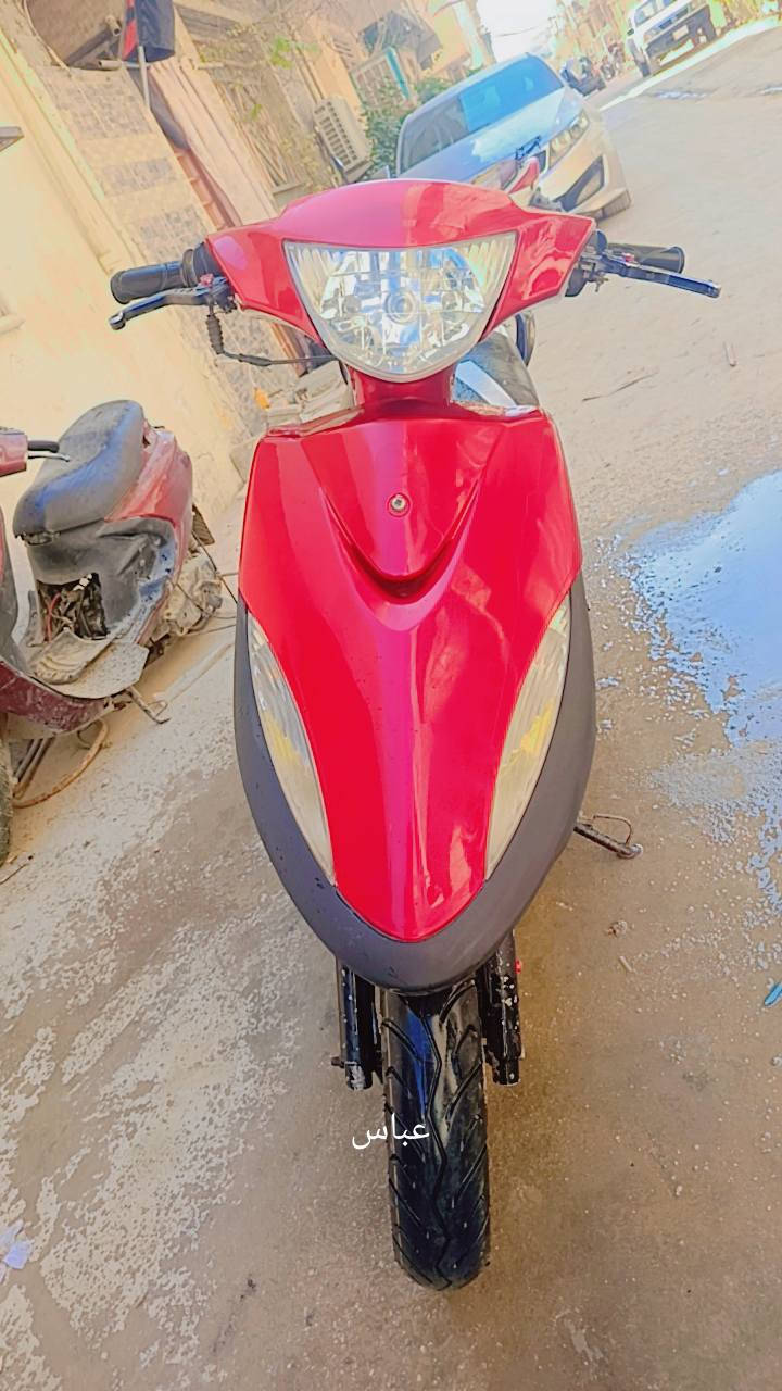 السلام عليكم دراجة ماكس عدلة بوشة 49 بلادي مختم صالنصة رياضي اف ام سلف شغال بس باتري ضعيف كهربائيات كلها شغالة سعر 450 مكاني كربلاء حي العباس ***********
