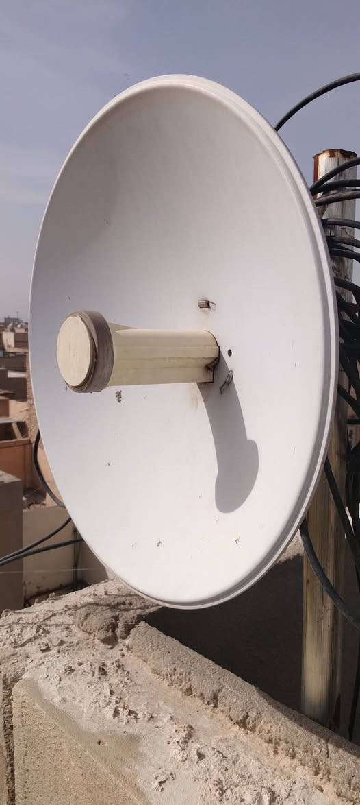 منظومه كاملة للبيع السعر 70 الف
راوتر tp link+ كيبل 25 متر + بور بيم + جهاز تحويل للكيبل الضوئي

مكاني نجف وعندي توصيل لكل المحافظات
***********
