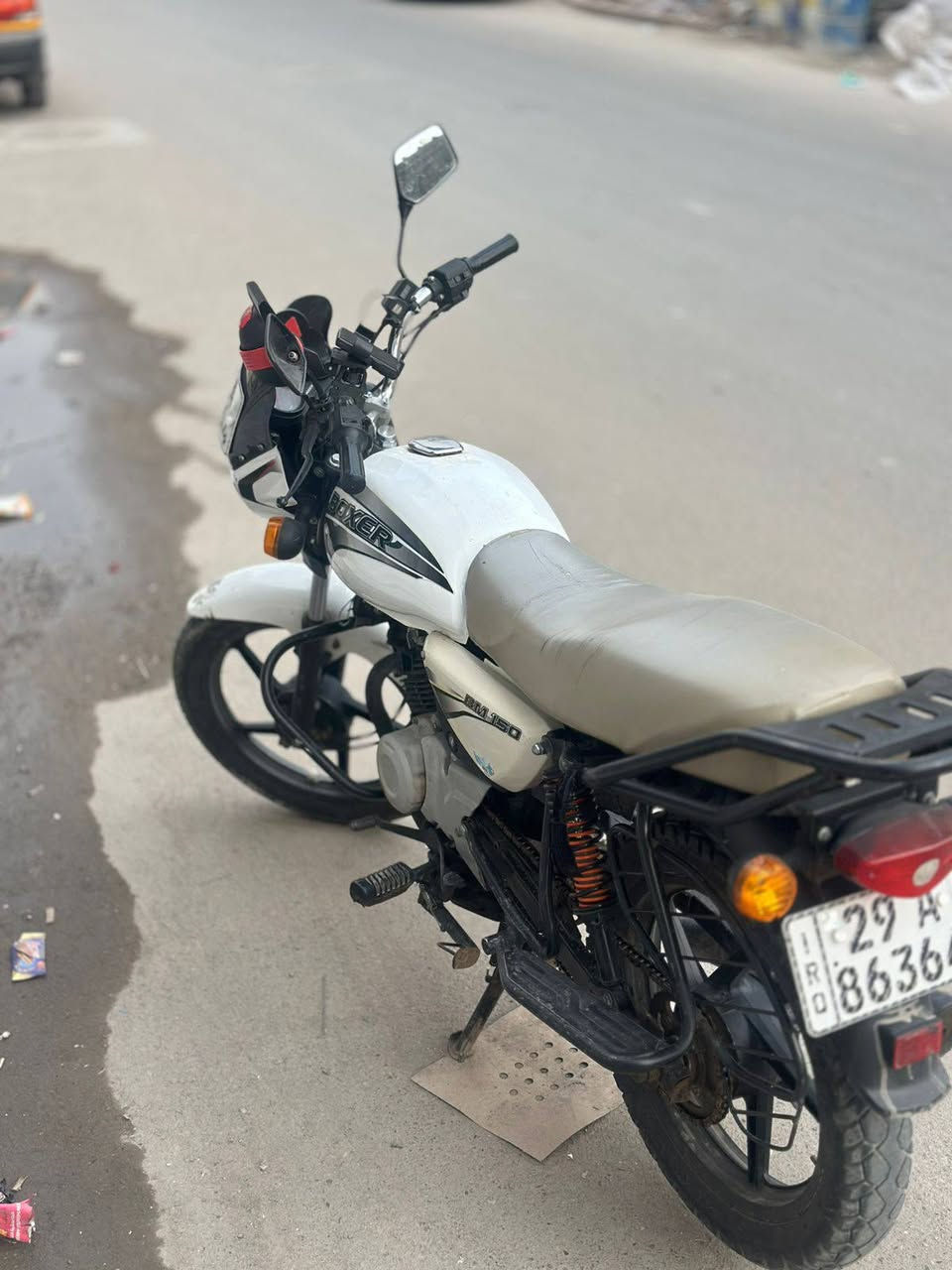 دراجه بوكسر 2021
رقم باسمي تحويل مباشر 
‏‪***********‬‏ 
العنوان بغداد المنصور 
السعر مليون ونص
