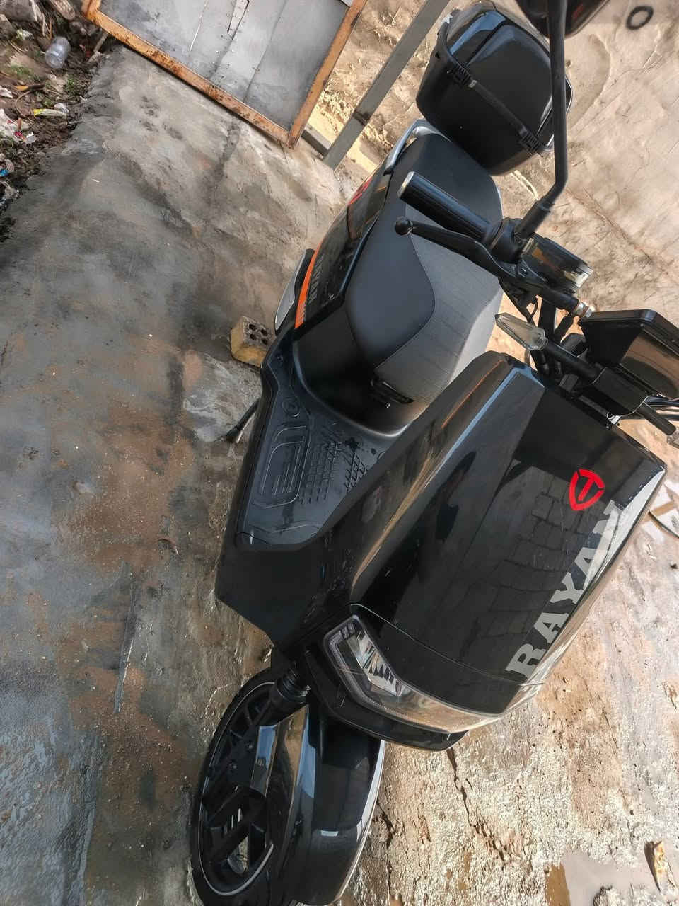 دراجة الريان TAILG F51 الكهربائية - سرعة، راحة،
سويچين + بصمتين + تشتغل بصمه مثل ما موضح بل صوره 

شـاشه فول ديجيتل تعرضلك السرعه والاعطال 

بطاريات عـدد 6 من شركـة TAILG  العالـمية

حجـم الويل 12 تايـر بطح يمنع الانزلاق

بطارية غرافين 72 فولت / 35 أمبير

مدى يصل ل 100 كم بشحنة واحدة سرعة قصوى 75 كم/ساعة

تعليق هيدروليكي لقيادة سلسة

ملف2000

ستان كهـربائي

نظام, P بـارك

 نظام R رجوع الى الخلف 

تصميم مريح ومقعد هندسي

مستخدمة شهرين فقط ✅

السعر 900 وبيها مجال دراجه جديده معنى الكلمه أي نقص مابيها 

العنوان / بغداد 

للتواصل خاص او رقم واتساب ***********

***********
