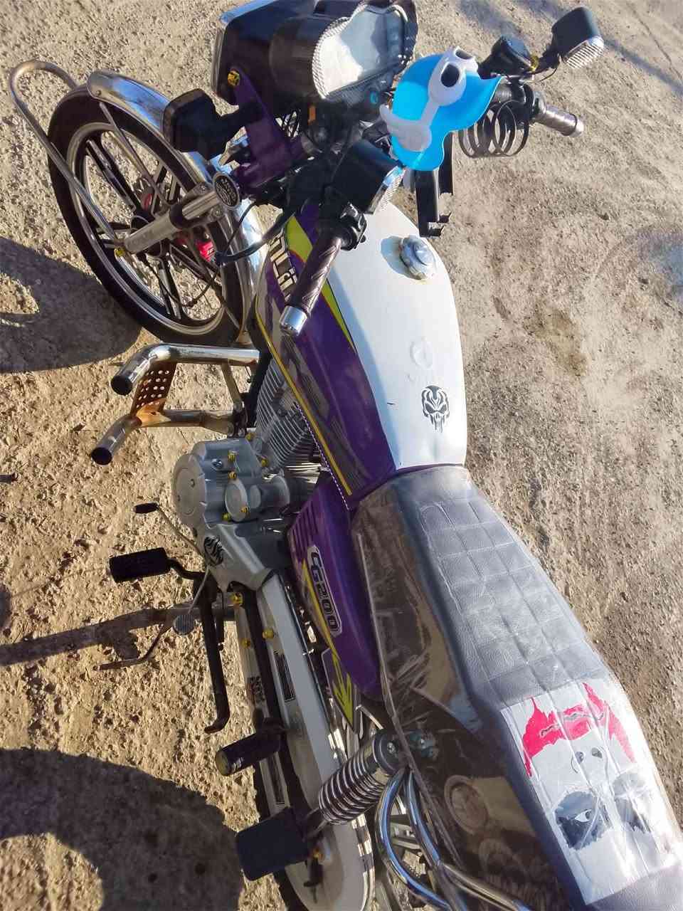 سلام عليكم 
 للبيع دراجه  سيڤان موديل 24
***********
