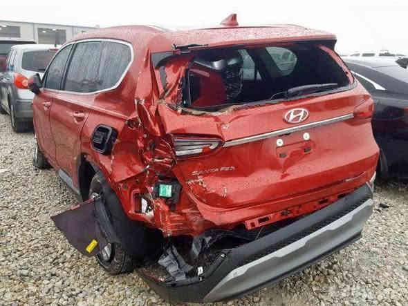 للبيع سنتافي 2020 وارد أمريكي رقم بغداد باسمي وشرط تحويل 
الحادث موضح بالصور
المواصفات 
مكينه 2400 gdi
ناقل الحركه ٨ سرع
رادار امامي 
نقاط عمياء بالمري 
توقف ذاتي 
تحديد مسار 
اوتو هولد ( توقف مؤقت )
مانع انحدار 
مانع تصادم امامي
ثلاث انضمت قياده 
تبريد مناخي قطعتين 
بصمات ابواب
بصمة تشغيل
كراسي كهرباء
كراسي هيتر
اشارت ترحيب عند الاقتراب 
كامره دواره
السيارة مال جناي 
السعر160 وبيه مجال بسيط
***********
مكان السيارة العمارة الحي الجامعي عمارة
