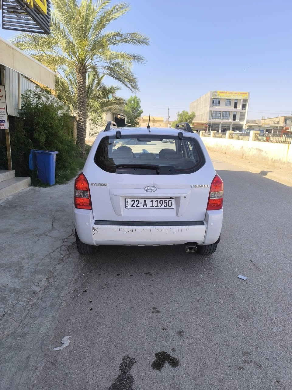 سلام عليكم 
سياره توكسان ٢٠١٠ خليجي 
رقم اربيل  هزه سنويه جديد
باسمي تحويل مباشر
مكفوله كفاله  صدر امامي خلفي
تخم تاير جديد 
مكفولة كفاله من التبديل والصبغ  بيها بارد مكانين كلش صغار على الاصبع  موضح بالسونار 
مكينه. 2000 دوش 
حساسات خلفيه 
كامره دواره 
صدر امامي خلفي كله جديد
تبريد ثلج 
سعر  / ١٢٣ $
مكان السياره  / ديالى / الخالص/ هبهب
***********
***********
