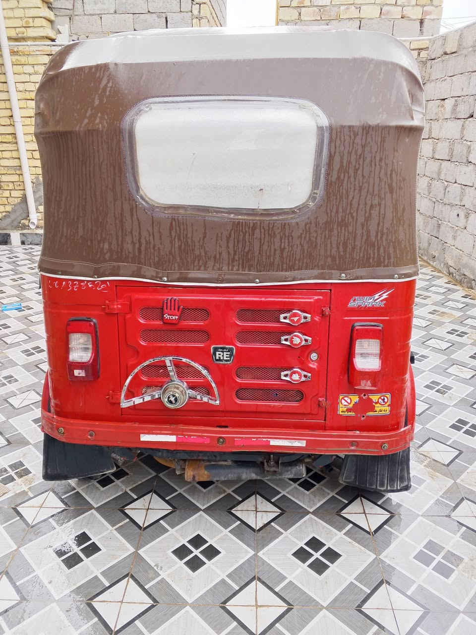 تكتك للبيع موديل 2018اوراق أصولي جاهزة للترقيم ماعوزة كلشي مكينتة نضيفة وخير من اللة كلة جديد كهربائيات كلة تشتغل نافضة نفض من بنزات من صليب من جواريب جدد كلة جديد يشهد اللة وبل شارع هد سكان مكاني بل قاسم سعرة 3،750 وبية مجال  مامتواجد عل فيس هاذة رقمي ***********
