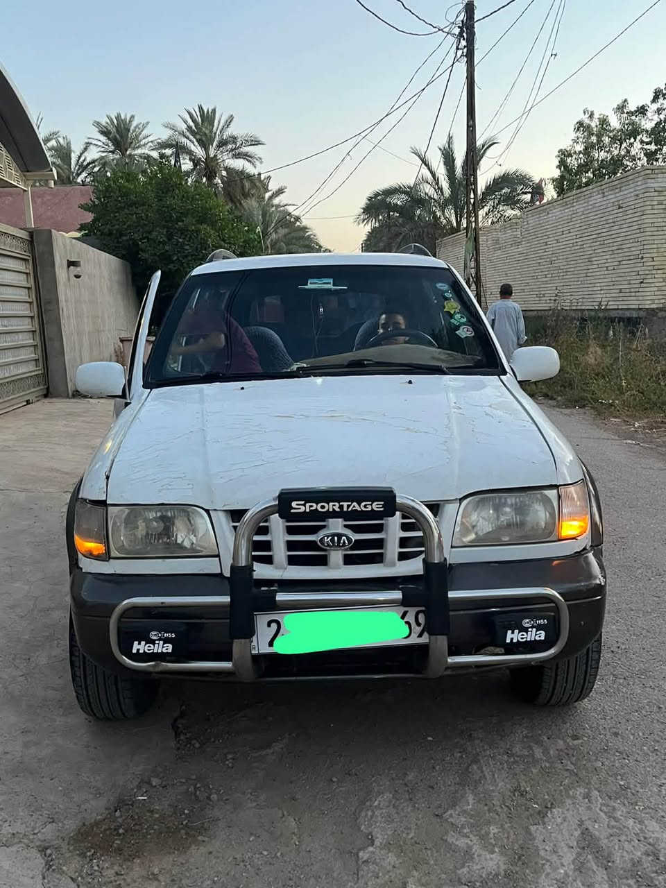 سبورتج  موديل 2001 
رقم اربيل تحويل ثاني يوم
سيارا خير من الله محرك مسكر 
نقصها بس تبريد 
السعر 58 وبيها مجال للشراي 
الرقم *********** واتساب
مكاني ديالى .جديدة الشط
