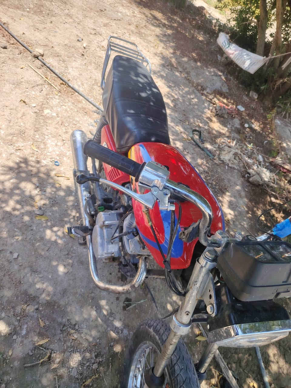 دراجه للبيع نامه محرك تايگر كهربائيات فول تايرات جدد محرك ما مفتوح سعر ٤٠٠ وبيها مجال راسلني خاص وهذه رقمي ***********
