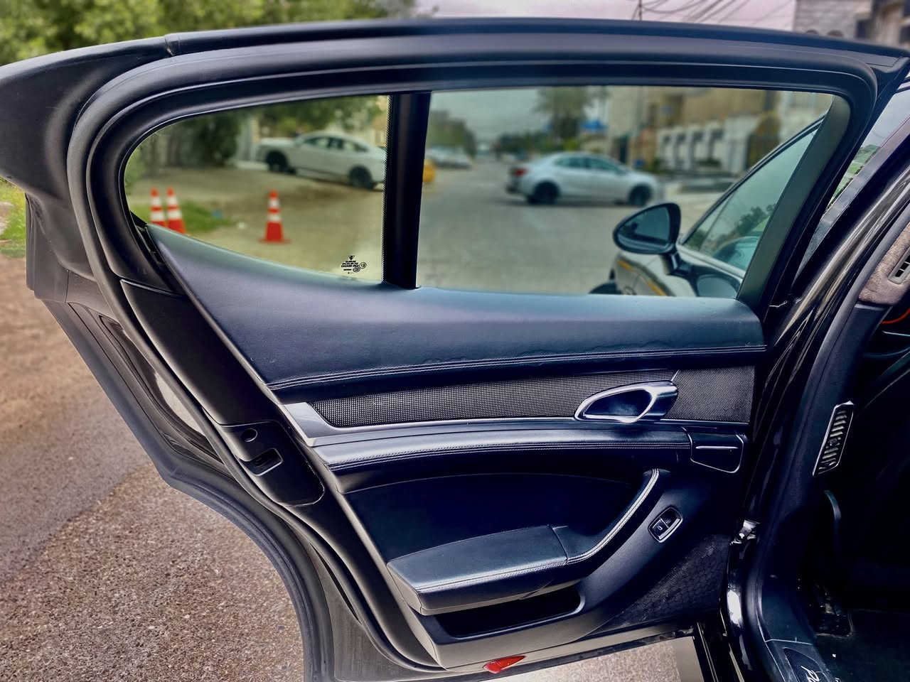 بورش بنميرا فور اس وارد خليجي كفالة عامة
2011 porsche panamera 4s

ماشية 80 الف كيلو متر

سياره بدون قطره صبغ كلين 

جكات كهرباء سياره 

سبايدر كهرباء 

جنطه كهرباء 

حساسات 360 درجه 

فجوج برمبو 8 بستم 

لايت عدسه متحركه 

سياره محدثه دعاميه اماميه gts جي تي اس 2016 

وياله gts تخم كامل وتايرات تخم جديد 

دفيوزر خلفي gts 

كفر بصمه كاربون فايبر 

داخل كاربون فايبر بلادي اصلي الياف 

عدادات سياره لون ابيض 

كير pdk يجي بكل بورشات ولانج كونترول بلادي 

سياره عليه ادامه كامله من منضومه البانزين للصدر امامي خلفي كله جديد وقطع مو صينيه ام شهر وتسكت اصلي وكاله

سياره كلش جديده بمعنى كلمه ومماشية هواي 

اي كلوب بالدشبول ممشتغل 

سياره عدته بالصندوك وكتلوكاته كله بالجيس

رقم بغداد الدولي بأسمي تحويل ثاني يوم

مكان سياره بغداد شارع فلسطين

السعر 205 وبيها مجال للشراي

للاستفسار ‪ متواجد واتساب ***********
