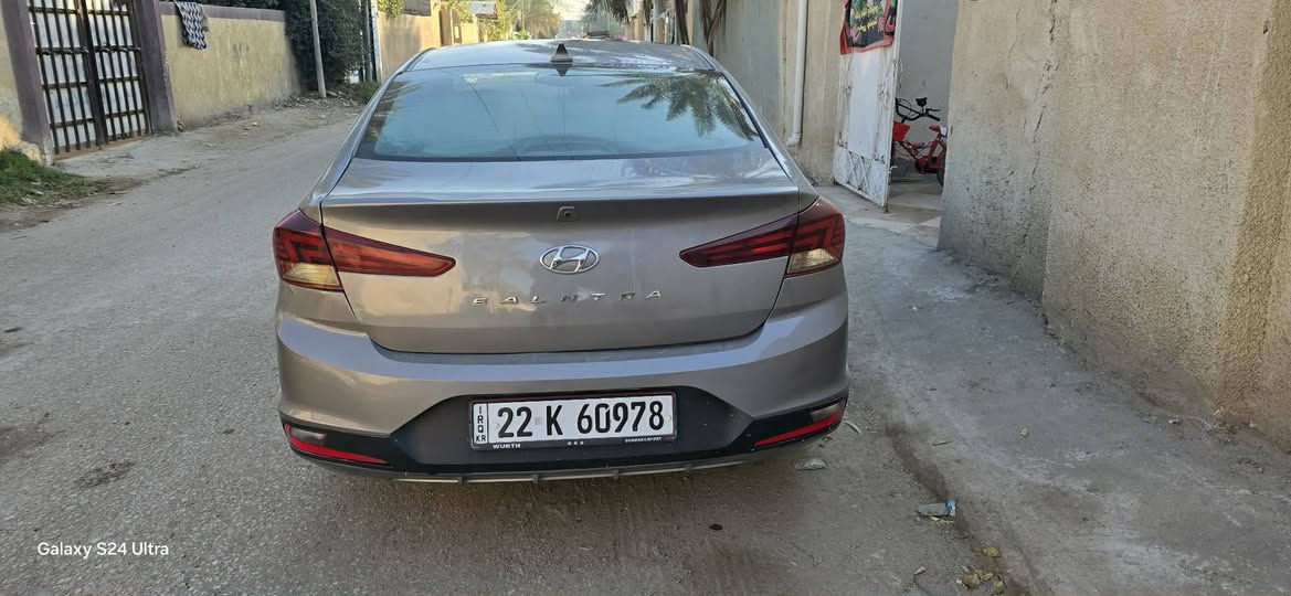 السلام عليكم ورحمة الله وبركاته
النترا ٢٠٢٠ أمريكي رقم أربيل الدولي باسمي
بيها خمس قطع مثل ما موضح بالسونار
فول مواصفات بانوراما حاسات تحكمات فول واحد ع واحد
كير محرك مكفولات تبريد تدفئه مكفولات
السعر ٣٠ وبيها مجال بسيط
العنوان بابل مشروع المسيب أو المحاويل 
للإستفسار *********** أو ***********
