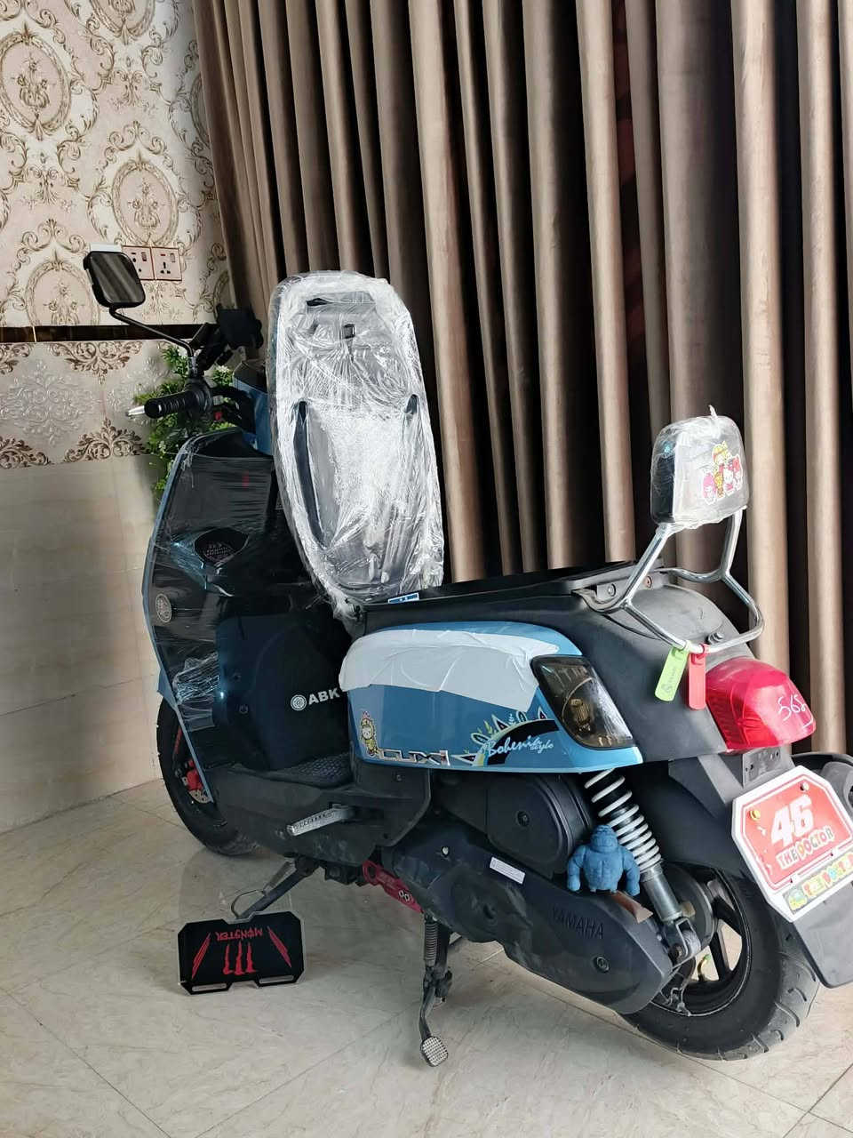 سلام عليكم اليوم اتوفر ماكس بوليس مسطره للعلم  الدراجة  نوزل وليس كاربريتر موديل 2013 الدراجه نضيفه ما ماشيه هواي صارلها شهرين من طلعت من المعرض كفراتها تجاري والبلادي موجود مزوده بلادي من ماركت هايبر اليابنية  العنوان كربلاء  
رقم الهاتف. ***********
السعر خاص.
