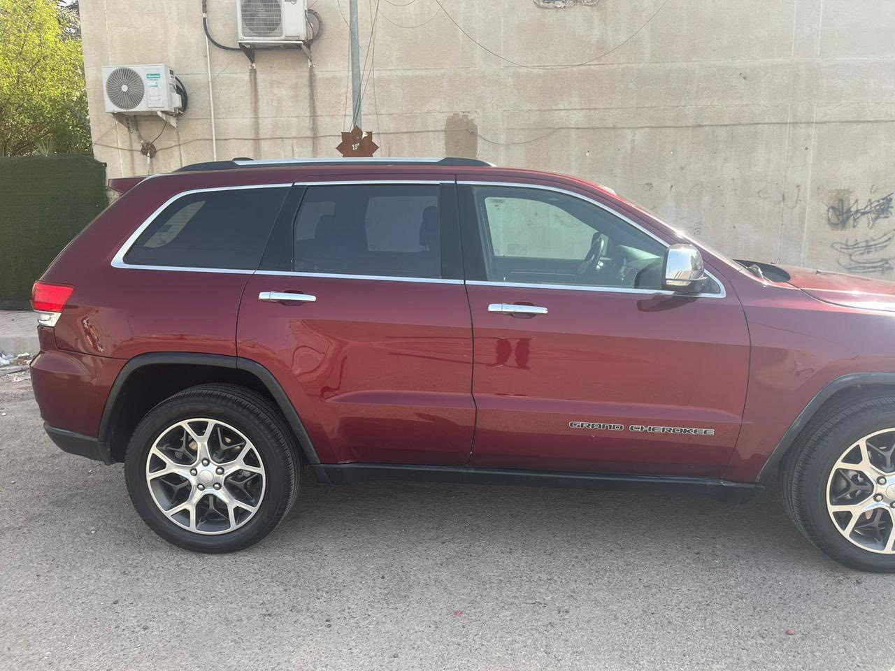 سلام عليكم جيب ٢٠١٩ سياره رقم بصره مشروع وطني يعني تتحول بي مكان سياره خير من الله مابيه نقص كلشي مكاني بغداد لامين ثانيه ***********
