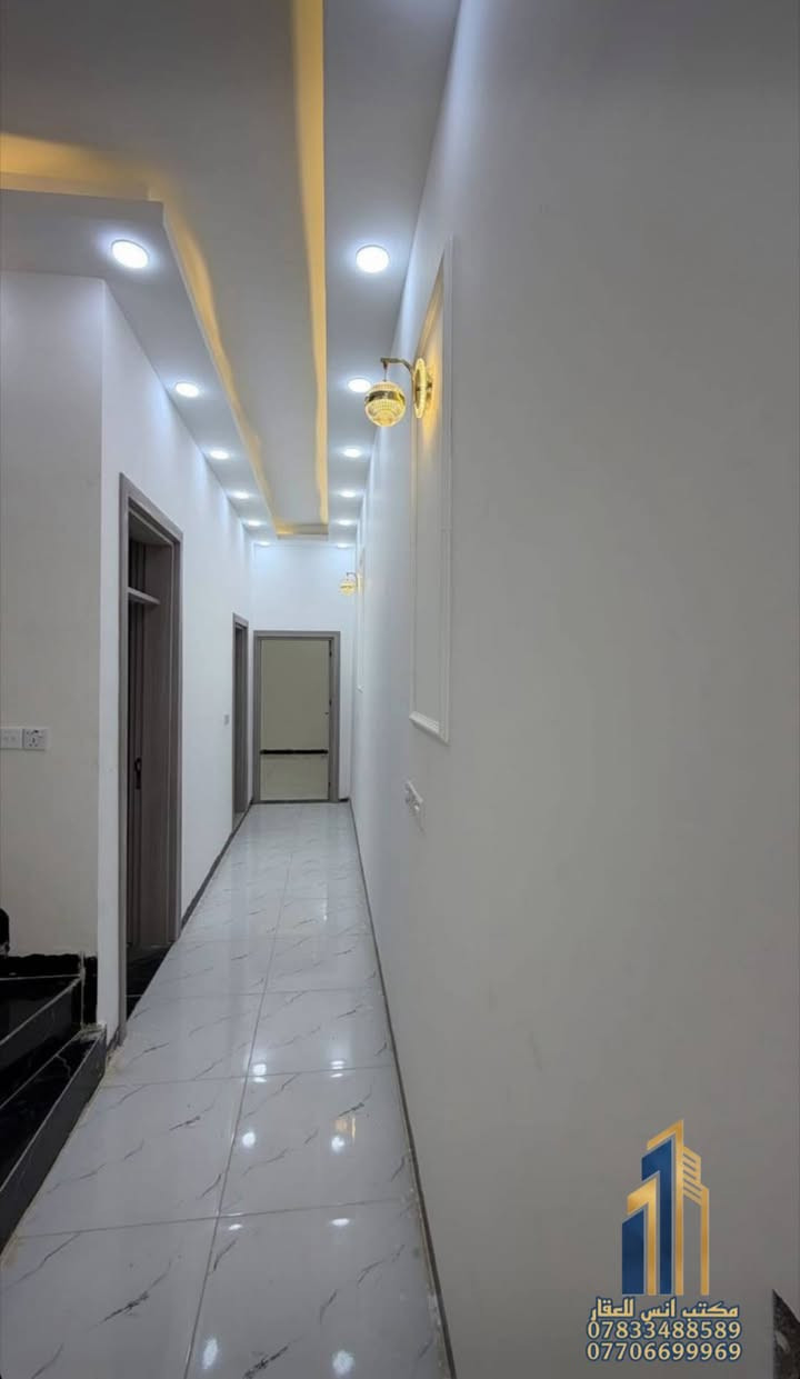 🏠 بيت للبيع في المربع الذهبي (الديوم) 🏠

​يعلن مكتب أنس للعقار عن عرض عقاري مميز وبسعر مناسب لعائلة تبحث عن الاستقلالية والراحة في أفضل مناطق تكريت.

​📌 تفاصيل العقار:
​📍 الموقع: تكريت - الديوم، المربع الذهبي (منطقة الـ 16).
​📐 المساحة: 100 متر مربع.
​📐 الأبعاد: الواجهة 5 أمتار × النزال 20 متراً.
​🏗️ التصميم الإنشائي: طابقين (بيت مستقل بالكامل، التفاصيل موضحة في الصور المرفقة).
​🛏️ التوزيع الداخلي للمنزل:
​3 غرف نوم واسعة.
​صالة عائلية مريحة.
​استقبال مخصص للضيوف.
​مجموعات صحية (حمامات) متكاملة.
​📞 للاستفسار والتواصل:
​لمعرفة السعر أو لترتيب موعد لمعاينة العقار على أرض الواقع، يرجى الاتصال بنا عبر الأرقام التالية:

📱 ***********
📱 ***********

​📍 موقع المكتب:
​مكتب أنس للعقار
عقارات الديوم - شارع 60، مقابل مجمع طيبة 2.
​ملاحظة: أهلاً وسهلاً بكم في مكتبنا طيلة أيام الأسبوع، ثقتكم هي هدفنا! 🌟
