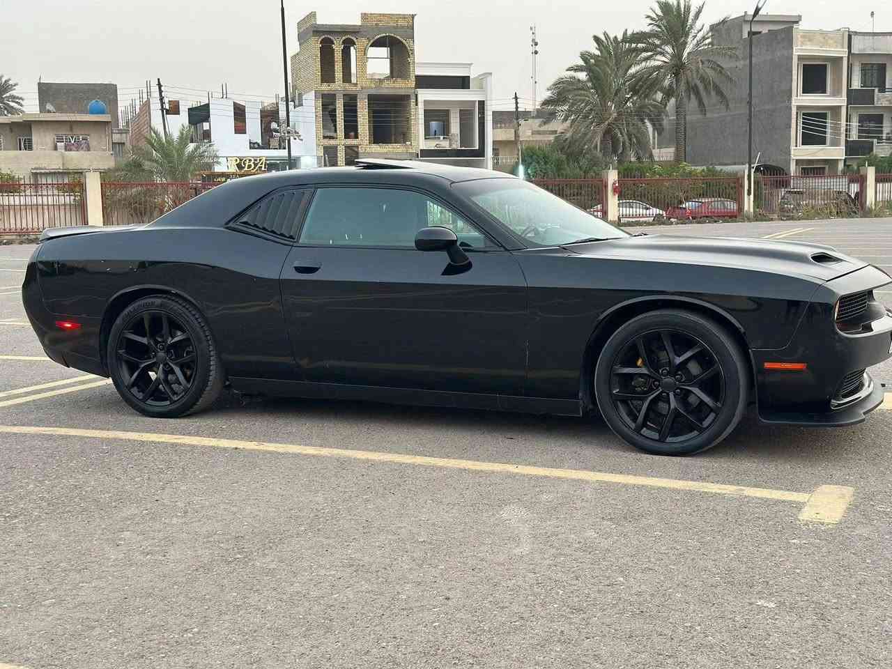للبيع او المراوس بجارجر
جالنجر موديل ٢٠٢٠ وارد أمريكي رقم الشاصي والسونار بالمنشور.
المواصفات //
محرك ٦ سلندر @@ فتحة @@ بصمة @@ شاشة كبيرة @@ حساسات خلفية @@ ويل حجم ٢٠ @@
مكينة كير كفاله حدادية جديدة تبريد ثلج
السيارة جديدة جدأ.
رقم اربيل الجديد بأسمي تحويل مباشر
السعر ١٤٧ $ وبيه مجال للاتصال ***********
