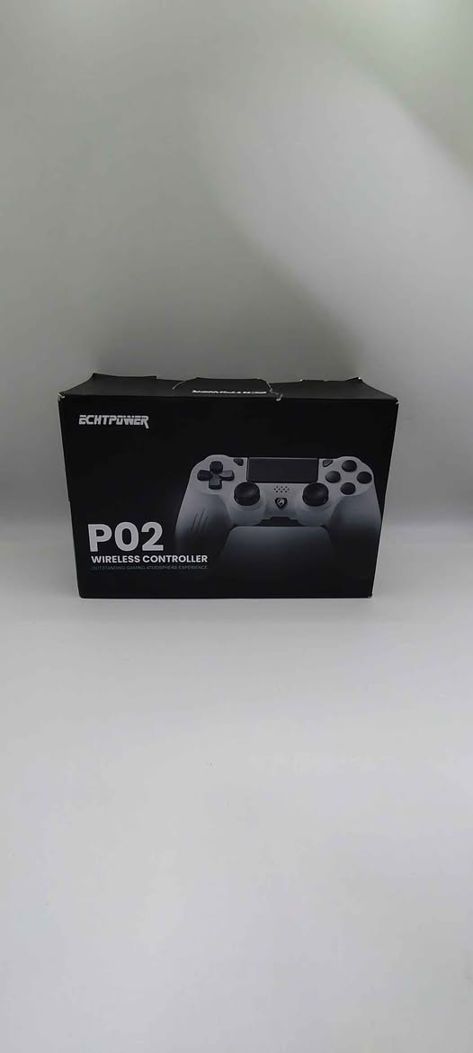 هذا صندوق لوحدة تحكم لاسلكية طراز P02 من صنع شركة ECHTPOWER، وهي متوافقة مع أجهزة بلاي ستيشن 4 (PS4/Slim/Pro). تشمل الميزات الرئيسية ما يلي

تصميم محسّن ومطوّر لمعالجة مشكلات مثل الحساسية المنخفضة وتأخير المفاتيح.
تكنولوجيا استشعار الحركة سداسية المحاور وتقنية الاهتزاز المدمجة.
اتصال لاسلكي (بلوتوث).
يُظهر شريط الإضاءة ضوءًا أبيض عند توصيل وحدة التحكم بالجهاز. موصل, نينوى


**إذا كنت صاحب هذا الإعلان وتريد حذفه لأي سبب، رجاءا أرسل رسالة إلى الدعم الفني**