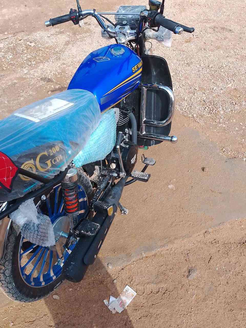 السلام عليكم دراجه للبيع مكان القائم ماشيه 3000 .             ***********
