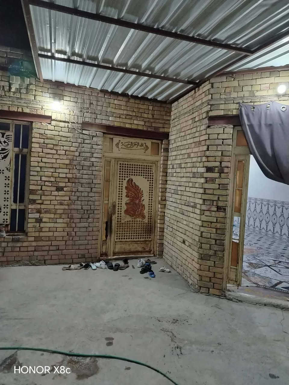 بيت للبيع زراعي مساحه 200  المكان كاع راجي ال وداعه يتكون من غرفتين وصاله ومطبخ ديوانيه وكراج سياره صحيات خارجيه وداخليه


**إذا كنت صاحب هذا الإعلان وتريد حذفه لأي سبب، رجاءا أرسل رسالة إلى الدعم الفني**