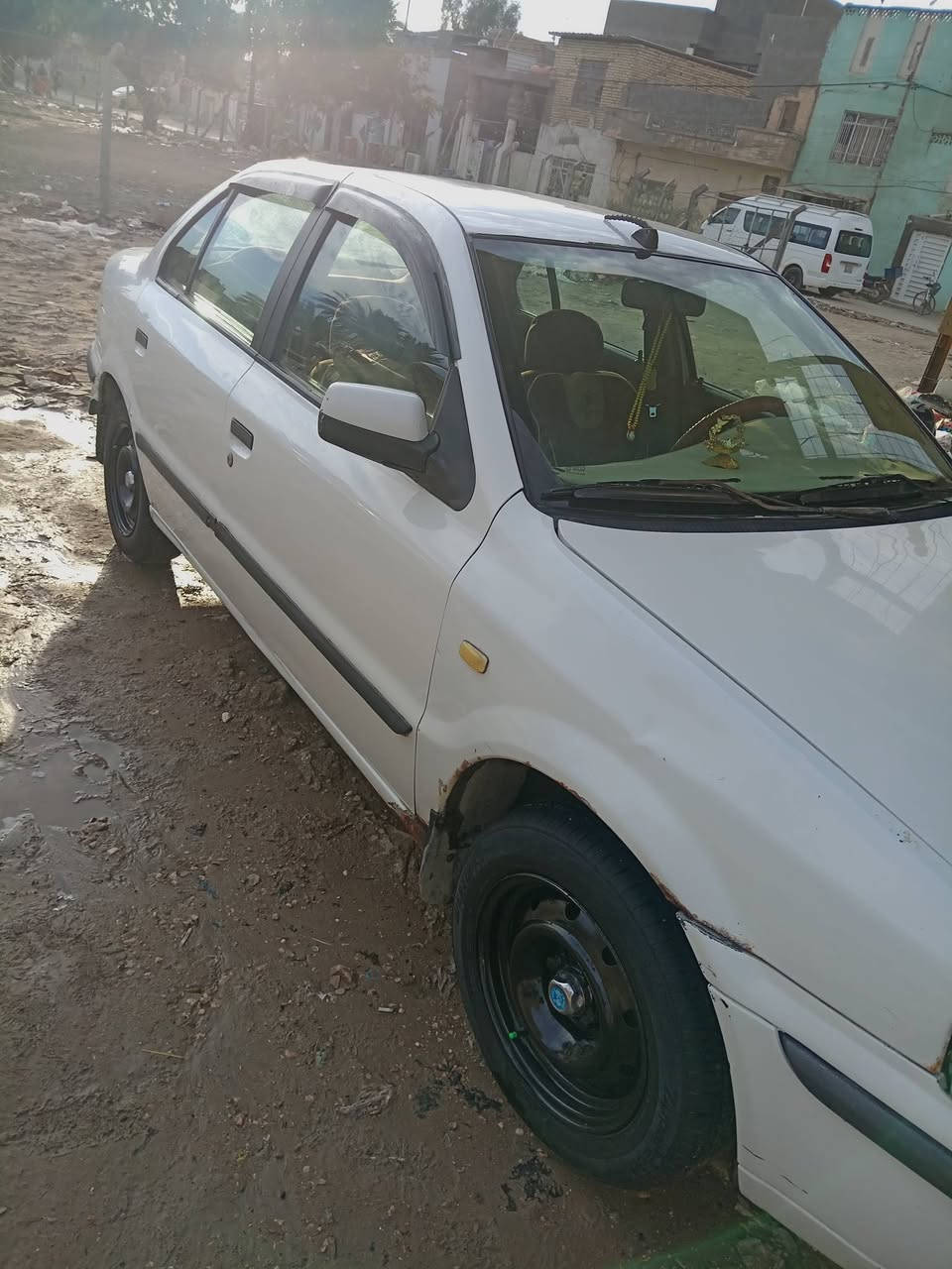 سلام عليكم سمنت للبيع موديل ٢٠١٠ سياره خير من الله مكينة جديدة وكير جديد تخم تاير جديد تبريد شغال ثلاجة سيارة على وضع الشركة رقمي *********** السعر خاص الشراي بي خير ويدلل
