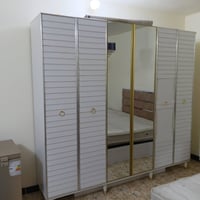 غرفه تركيه نضيفه 9 قطع سعر 550  بيهه مجال مستعجلين عليهه.07782349665