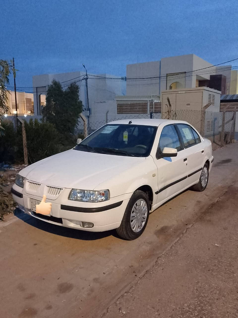 السلام عليكم ورحمه الله للبيع كفاله عامه بيه بس الدواير اثر خياس موديل 2012
حداديه جديده 
تبريد شغال ثلج 
باتري جديد تخم تاير جديد 
مكينه وكير نضاف سياره جاهزه ربع ماذب عليه 
السعر 55 وبيه مجال الشراي يتصل وبي خير ويدلل 
مكان السياره نجف الاشرف 
***********
رقم كربلاء مداور ثاني يوم
